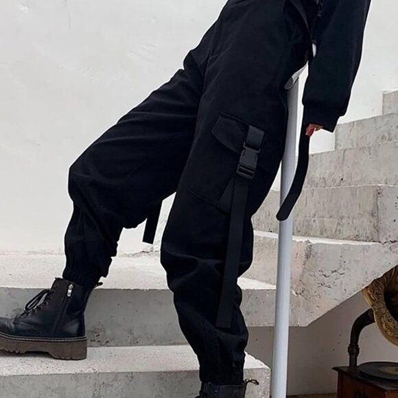 Women’s Relaxed Fit All Day High Waist Cargo Pants - Picture 4 of 4